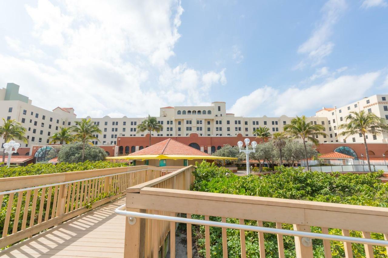 670 Partial Ocean View Hollywood Beach Дания-Бич Экстерьер фото