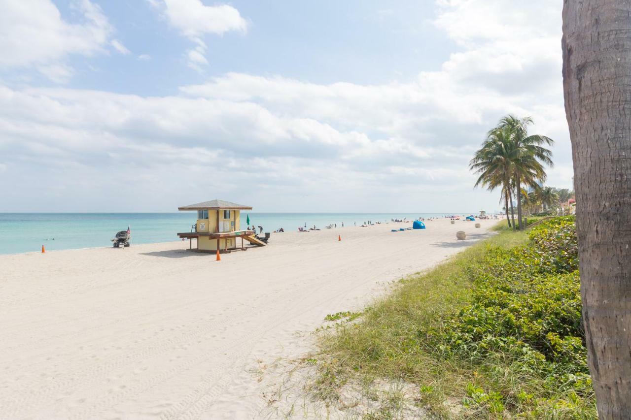 670 Partial Ocean View Hollywood Beach Дания-Бич Экстерьер фото