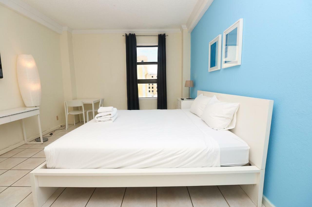 670 Partial Ocean View Hollywood Beach Дания-Бич Экстерьер фото